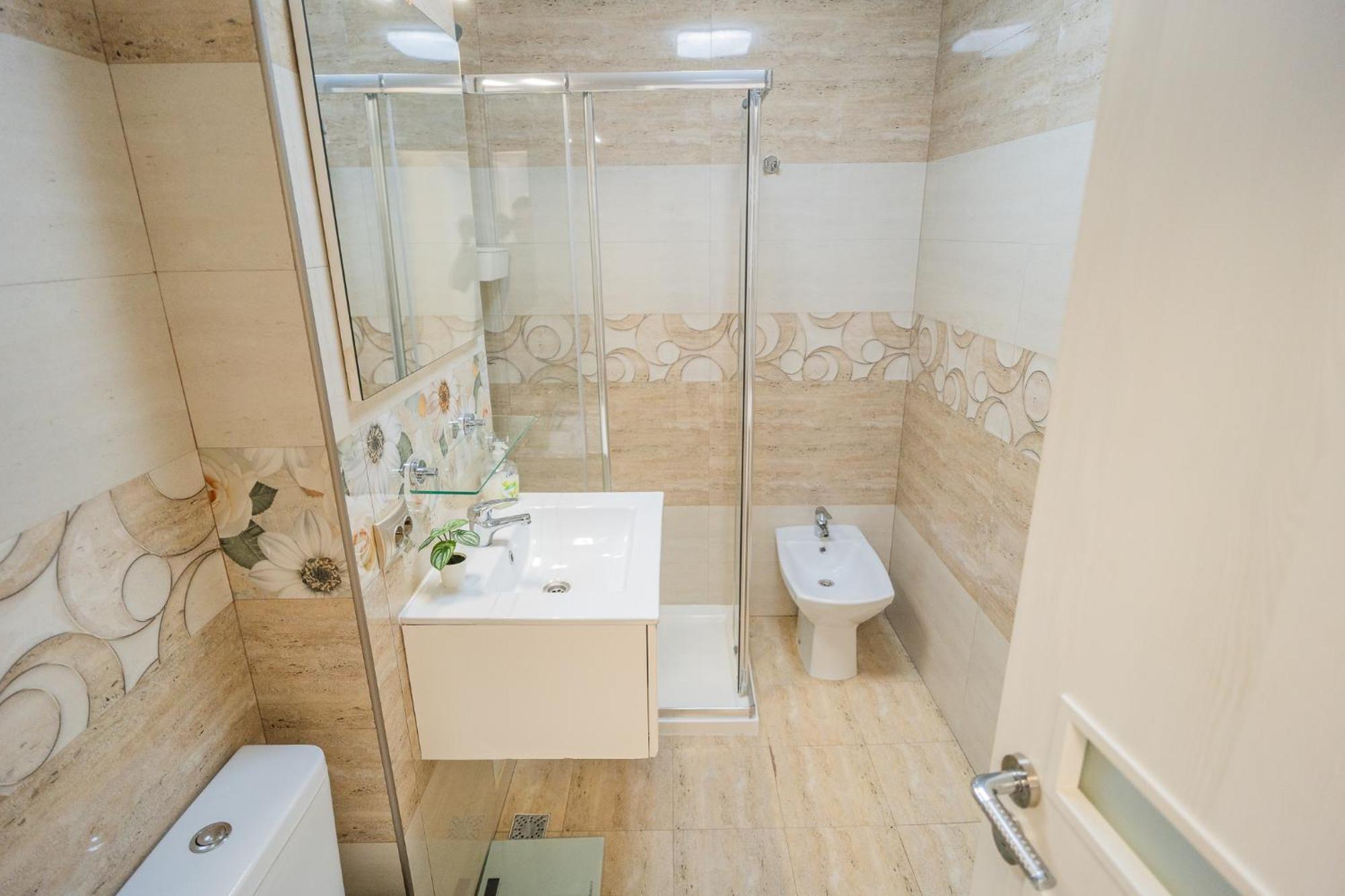 Luxury 2Br On Decebal Avenue Apartment บูคาเรสต์ ภายนอก รูปภาพ