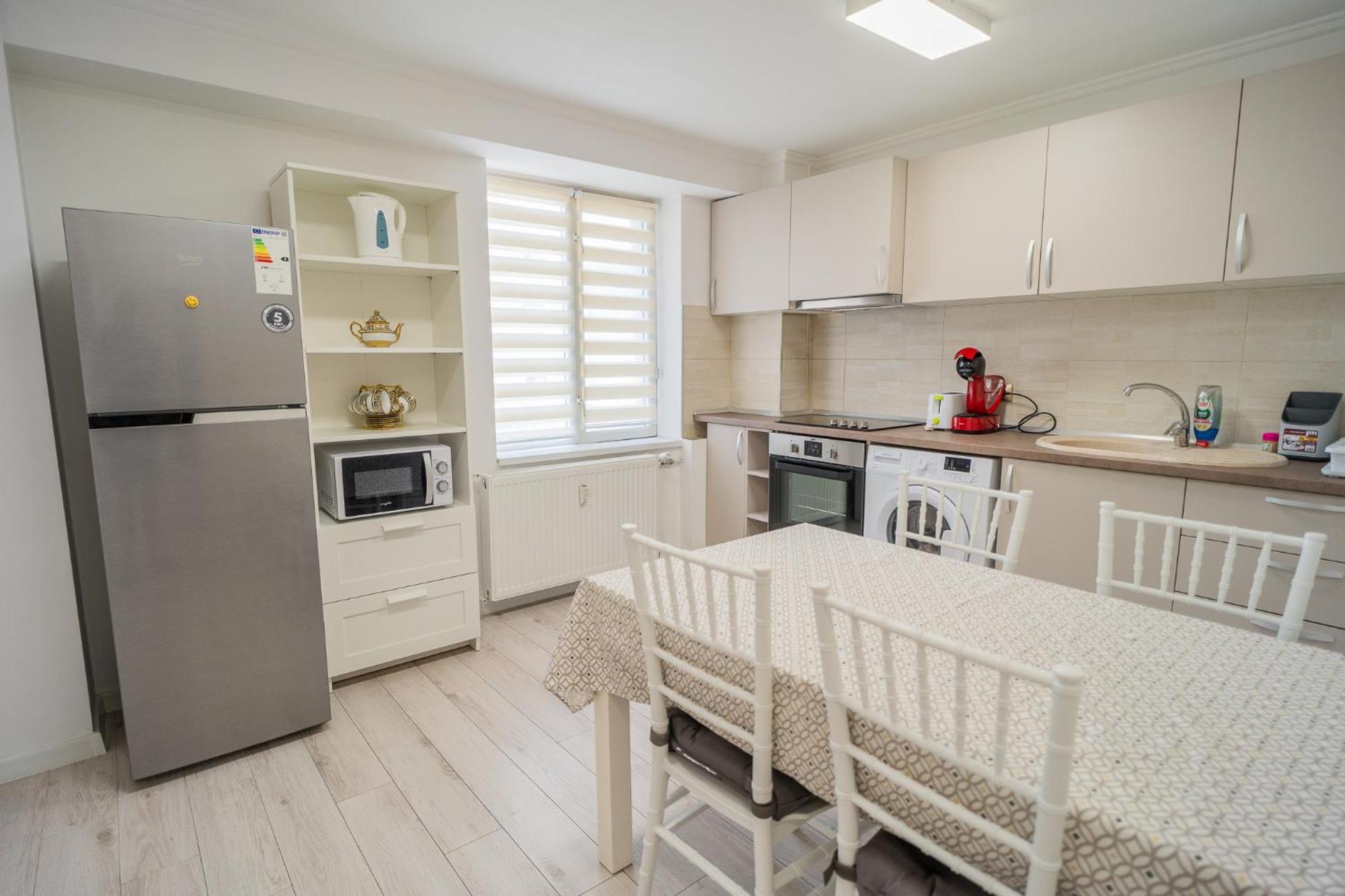 Luxury 2Br On Decebal Avenue Apartment บูคาเรสต์ ภายนอก รูปภาพ