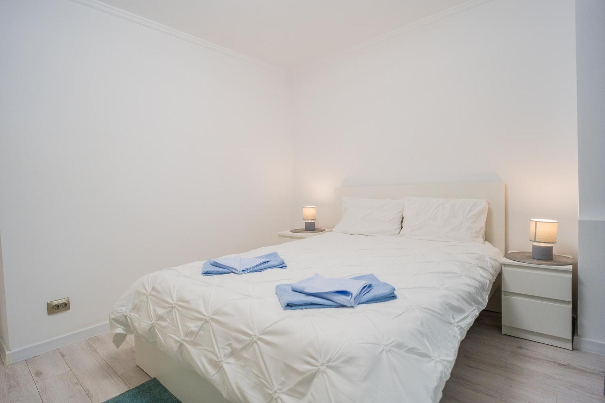 Luxury 2Br On Decebal Avenue Apartment บูคาเรสต์ ภายนอก รูปภาพ