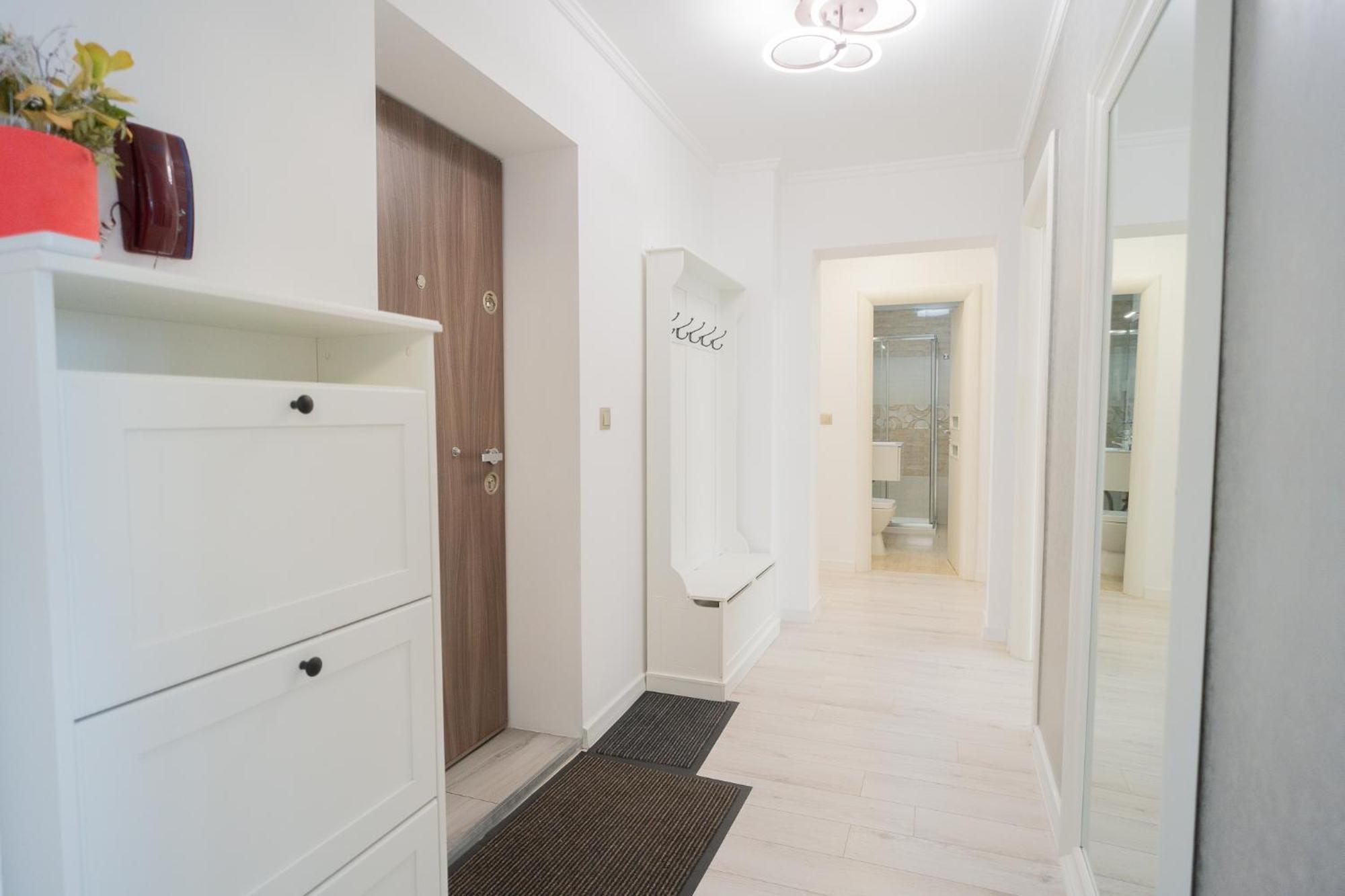 Luxury 2Br On Decebal Avenue Apartment บูคาเรสต์ ภายนอก รูปภาพ